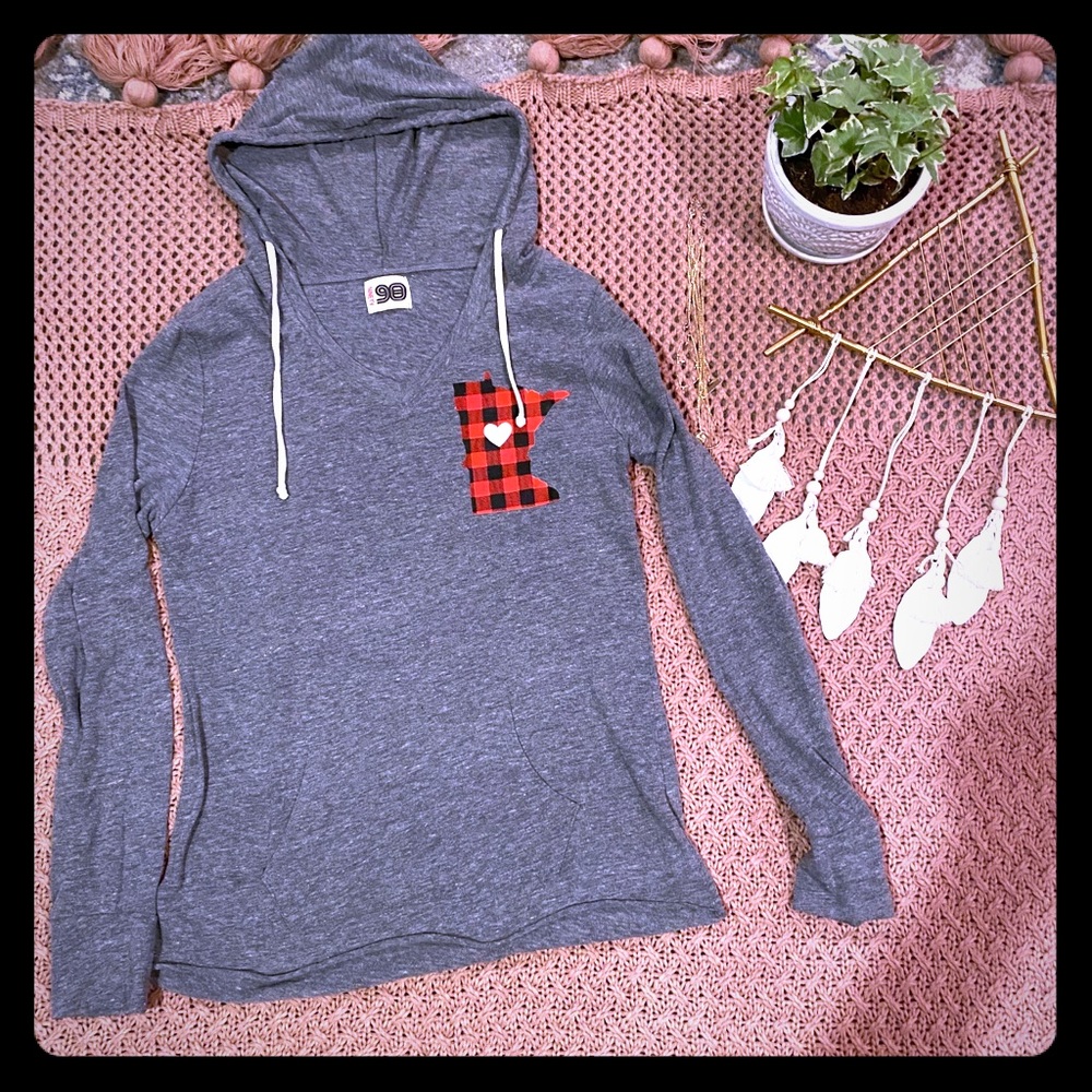 Minnesota long sleeve hooded tee